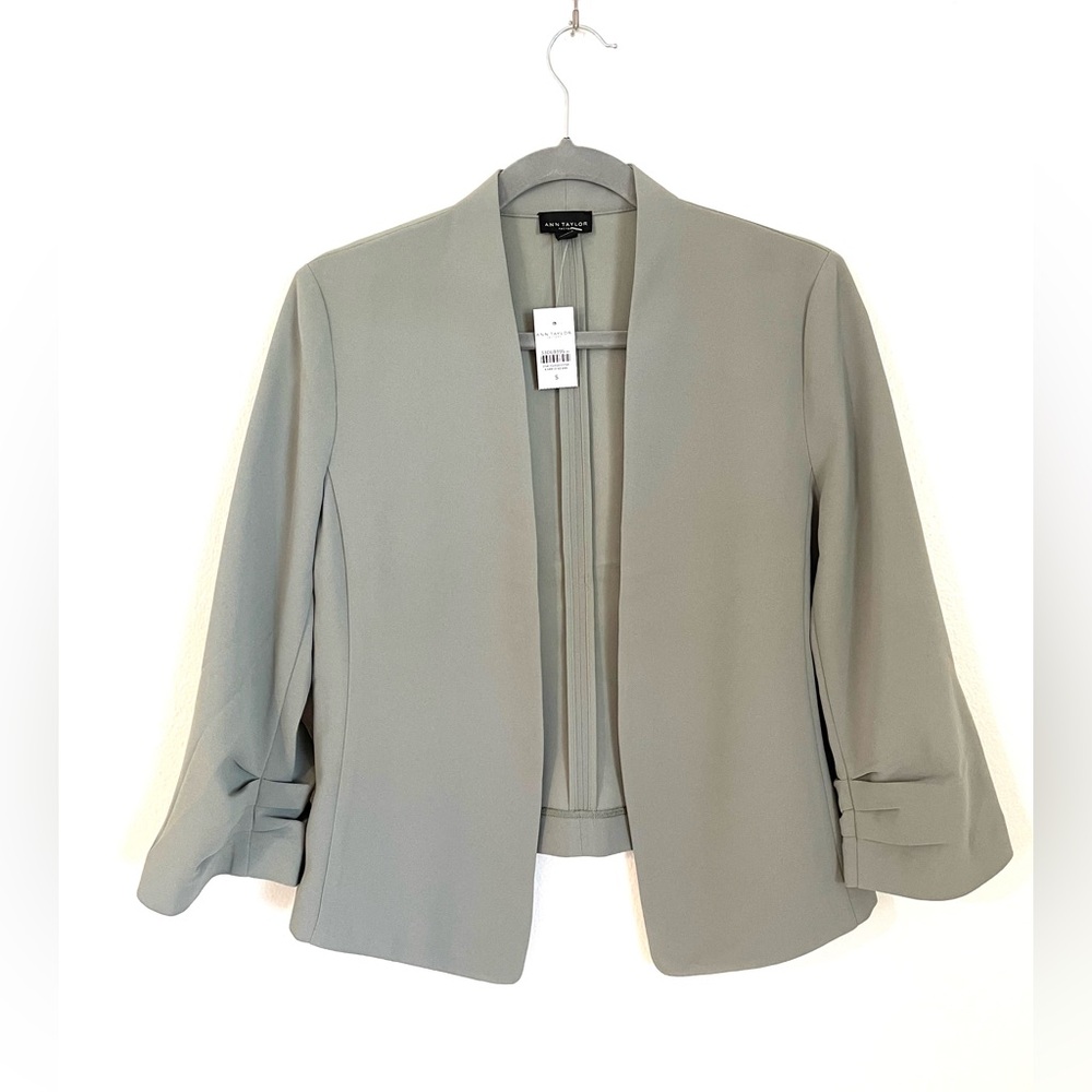 Ann Taylor sage green  Open-Front Blazer